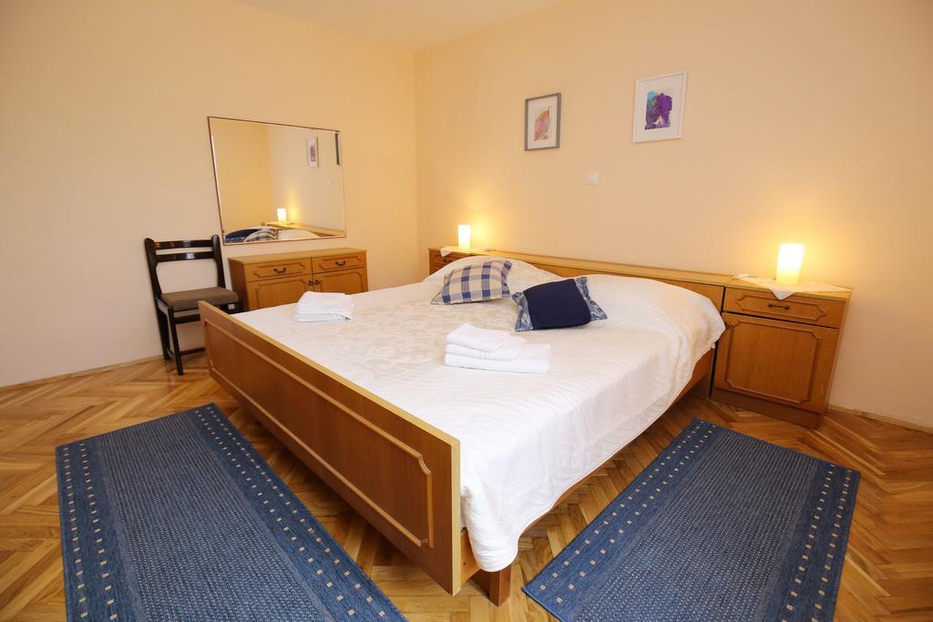 Apartment Marta Ražanac Kültér fotó