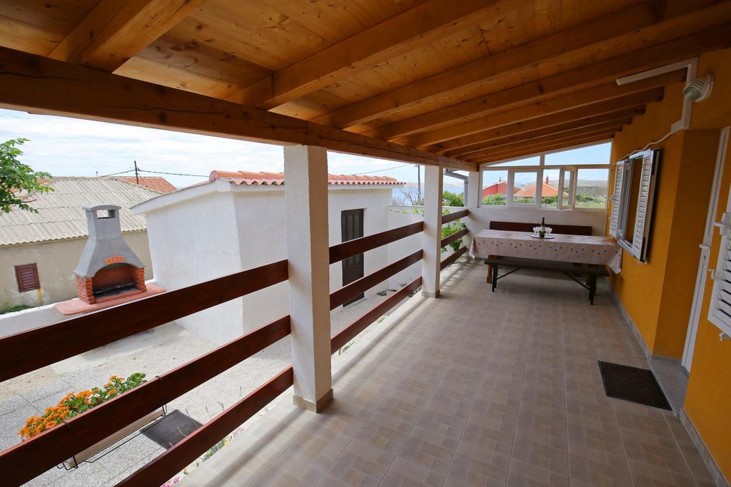 Apartment Marta Ražanac Kültér fotó